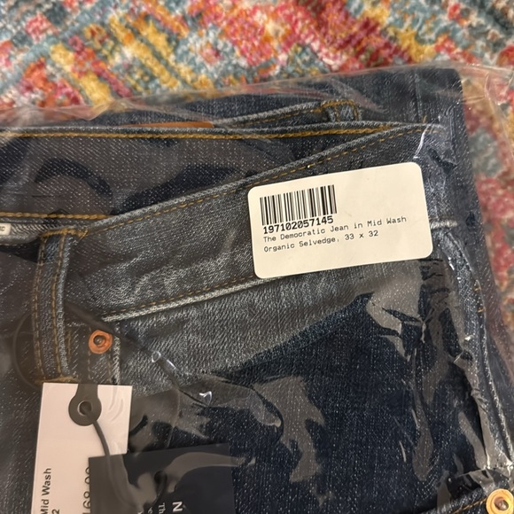 NWT Taylor Stitch The Democratic Jean
in Mid Wash Organic Selvedge - Picture 14 of 15